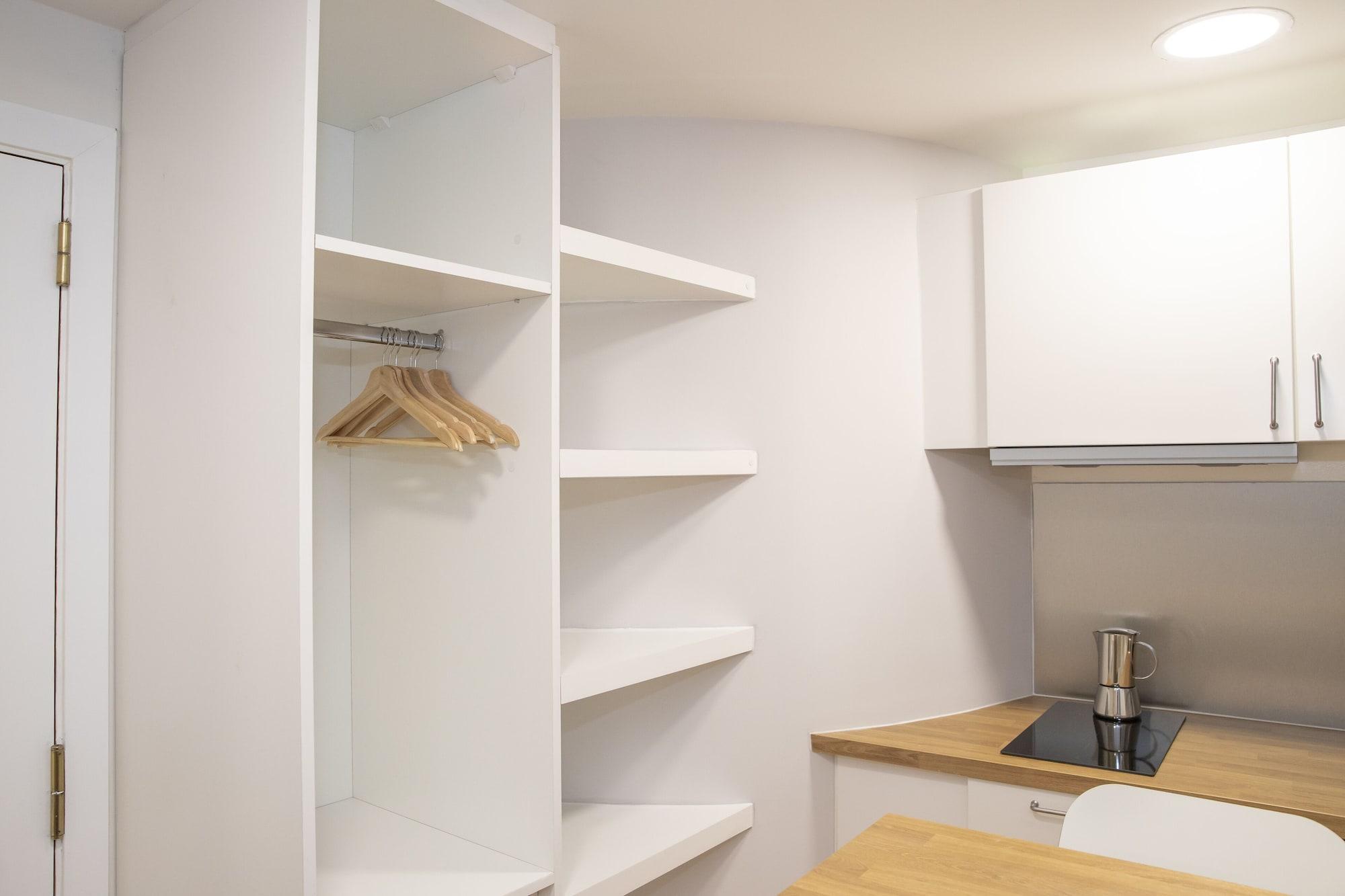 Hostal Montaloya Madryt Zewnętrze zdjęcie